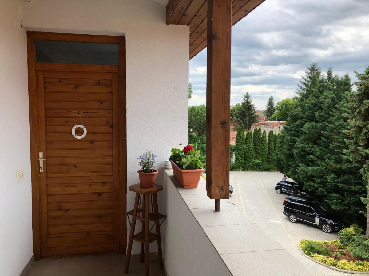 Capri Apartament